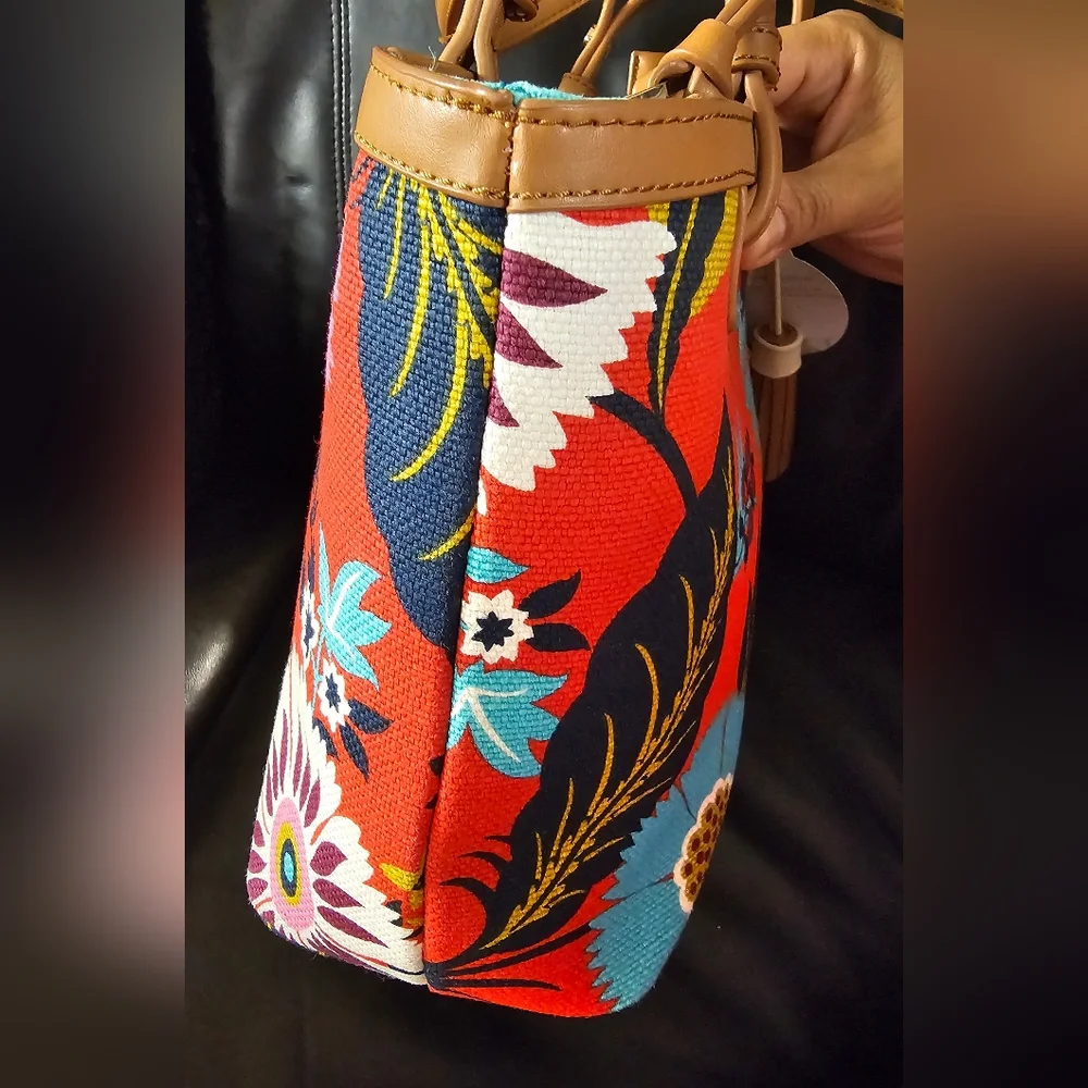 Spartina Island Tote Woven linen and leather Tote with leather Pom Pom charm NWT - Picture 11 of 16